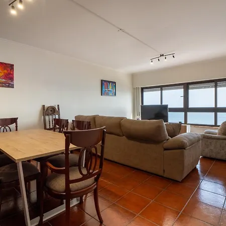 Regatta - Beachfront And Sea Views Ponta Delgada