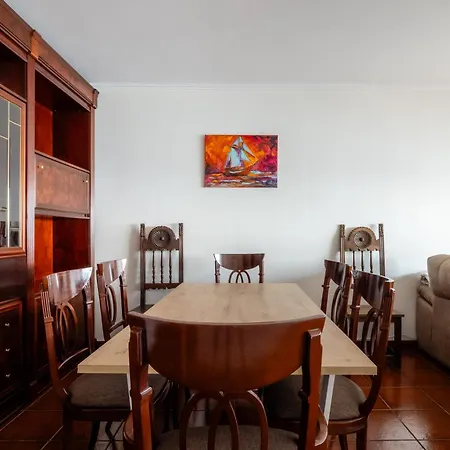 Regatta - Beachfront And Sea Views