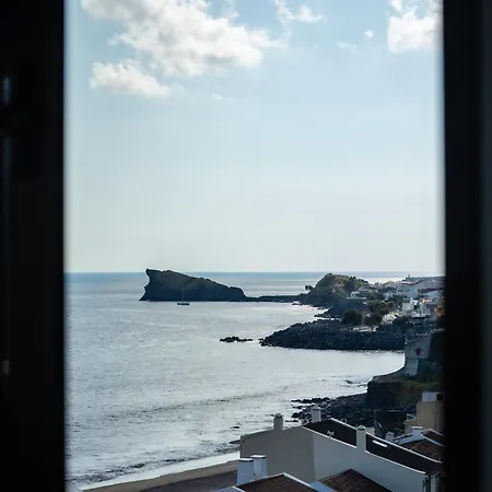 아파트 Regatta - Beachfront And Sea Views *