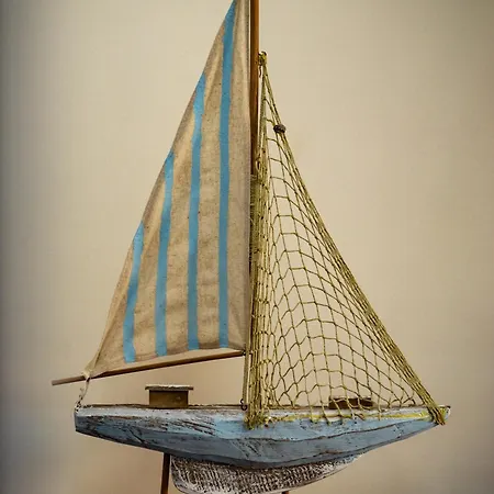 아파트 Regatta - Beachfront And Sea Views *